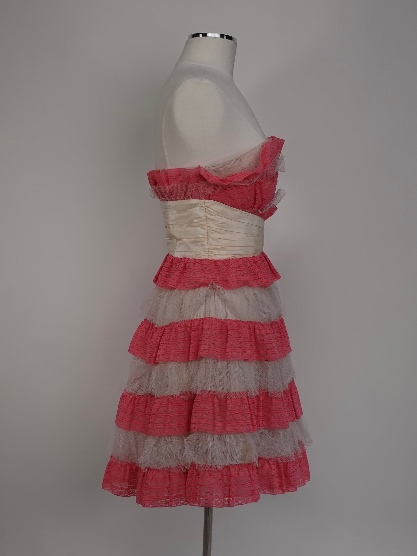 1980S - BETSEY JOHNSON PINK/WHITE TIERED RUFFLES PARTY DRESS