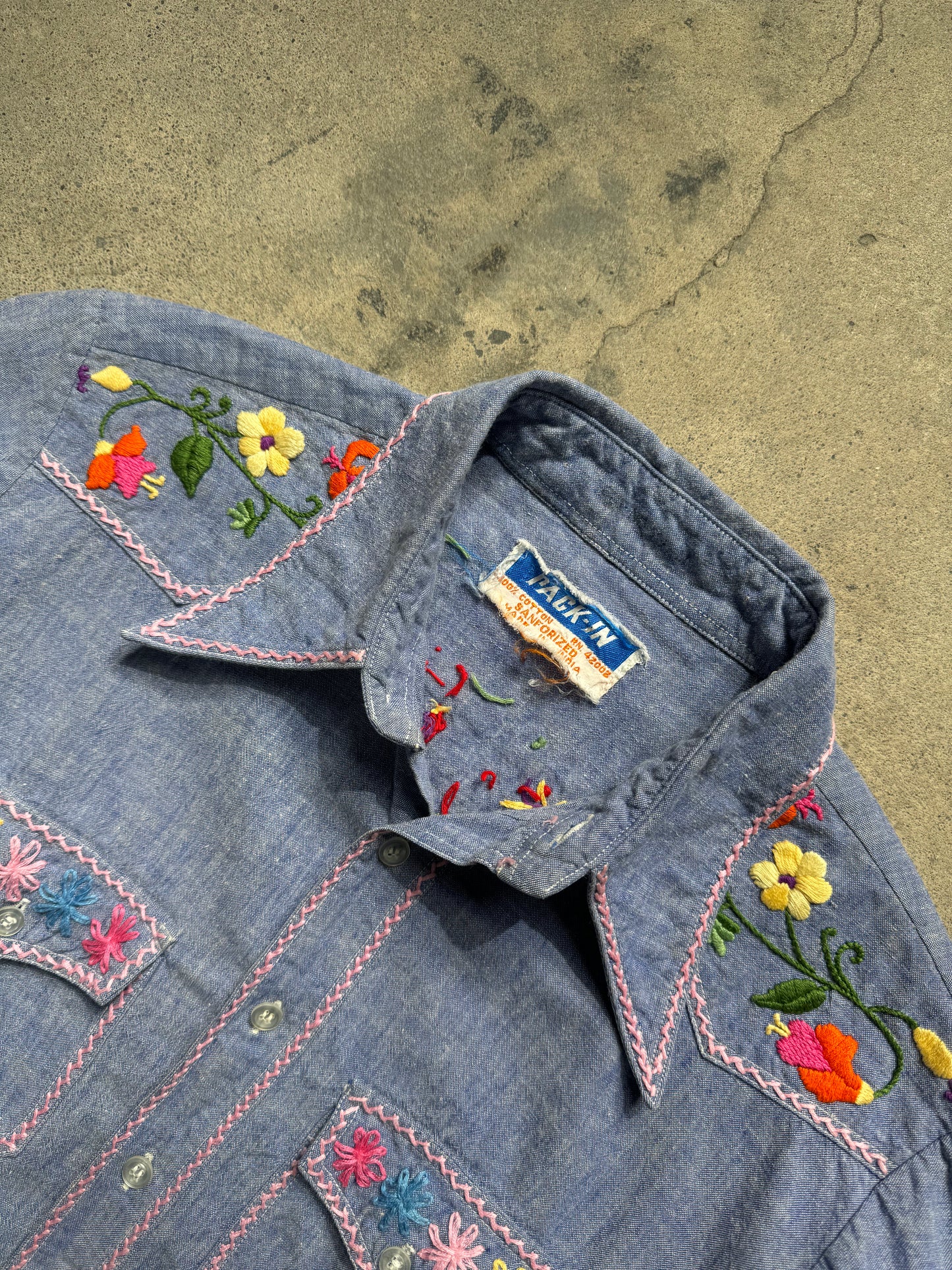 1960S/70S MADE IN INDIA EMBROIDERED CHAMBRAY