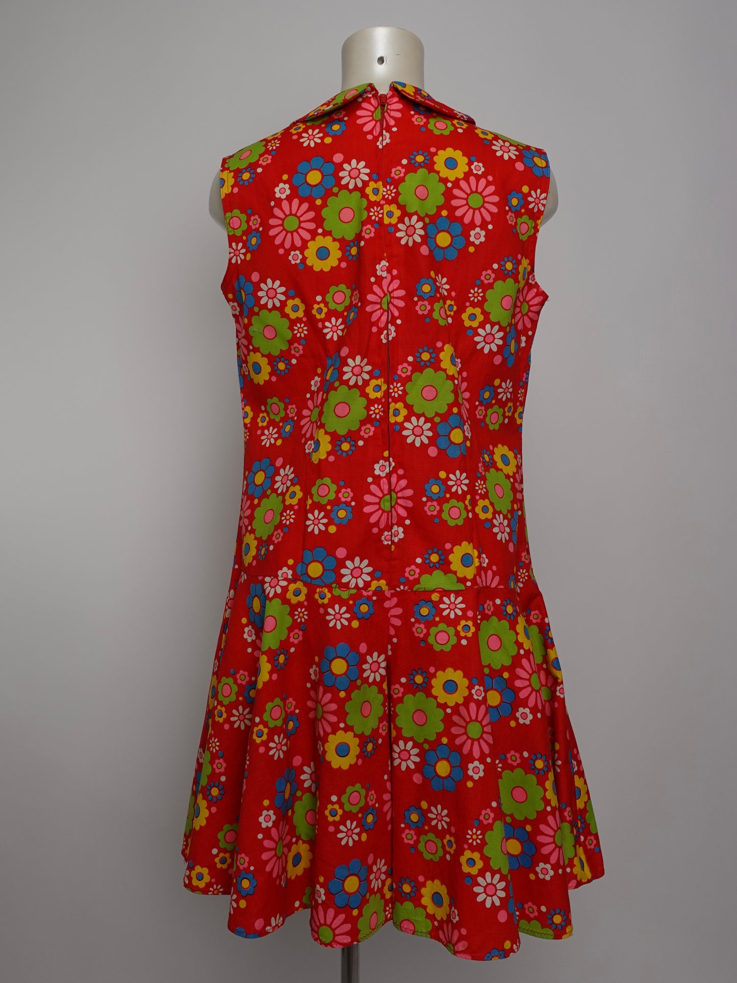 1960S -FLOWER POWER SLEEVLESS MIDI DRESS