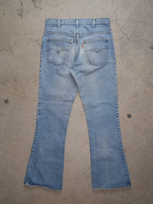 Levi's Light Wash Flared Jeans (M)