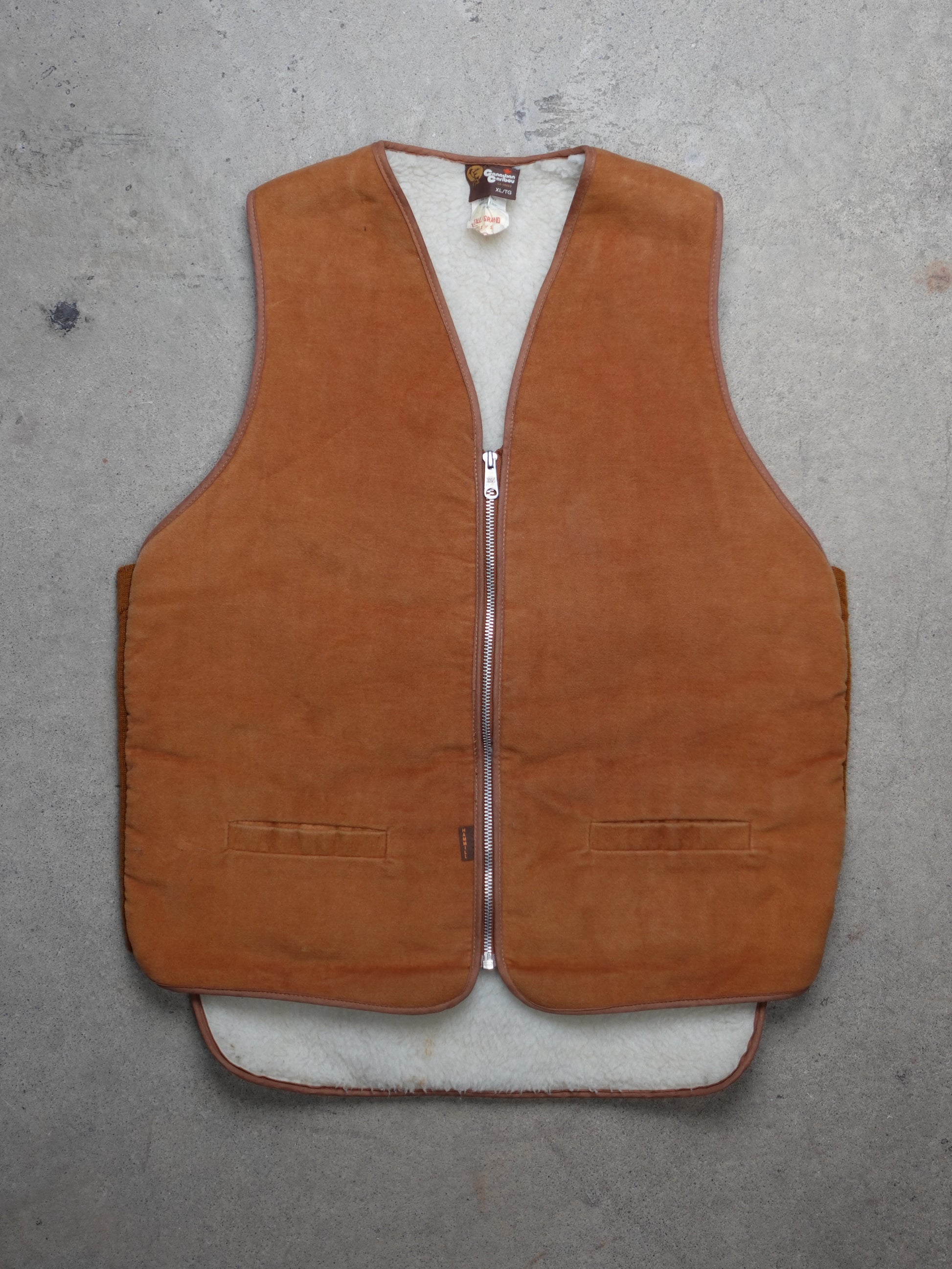 Classic Outerwear Sherpa-Lined Suede Vest (M)