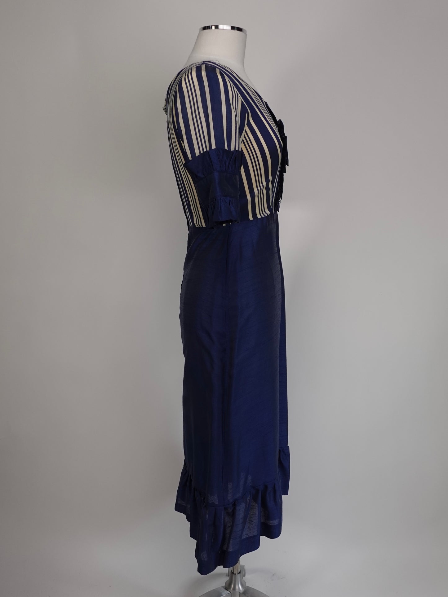 1960S - ST. ANDRE STRIPED BLUE DRESS