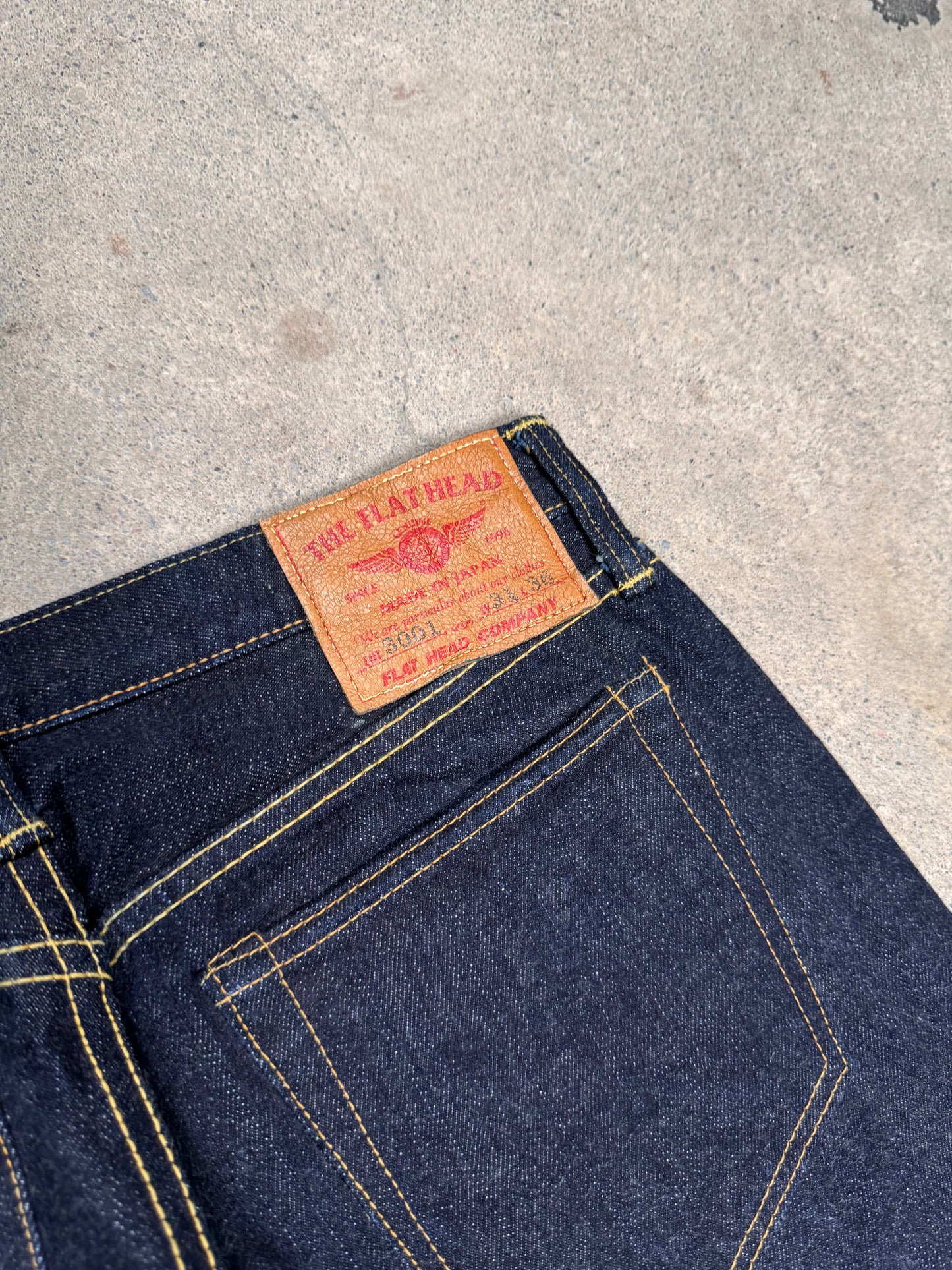 2000S - THE FLAD HEAD 3001 32X32 JAPANESE DENIM JEANS