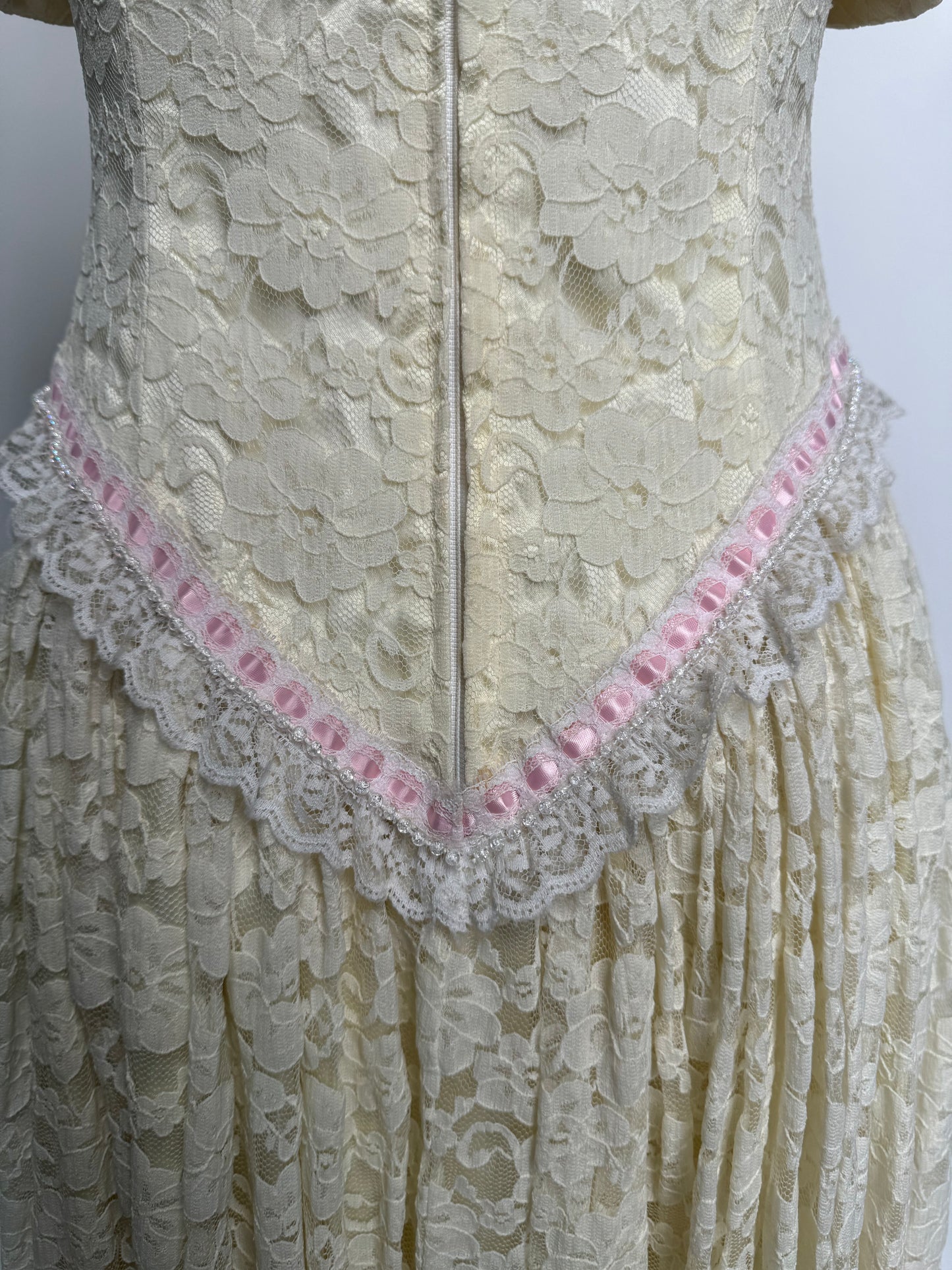 1940S - GUNNE SAX STYLE FRENCH LACE MAXI DRESS