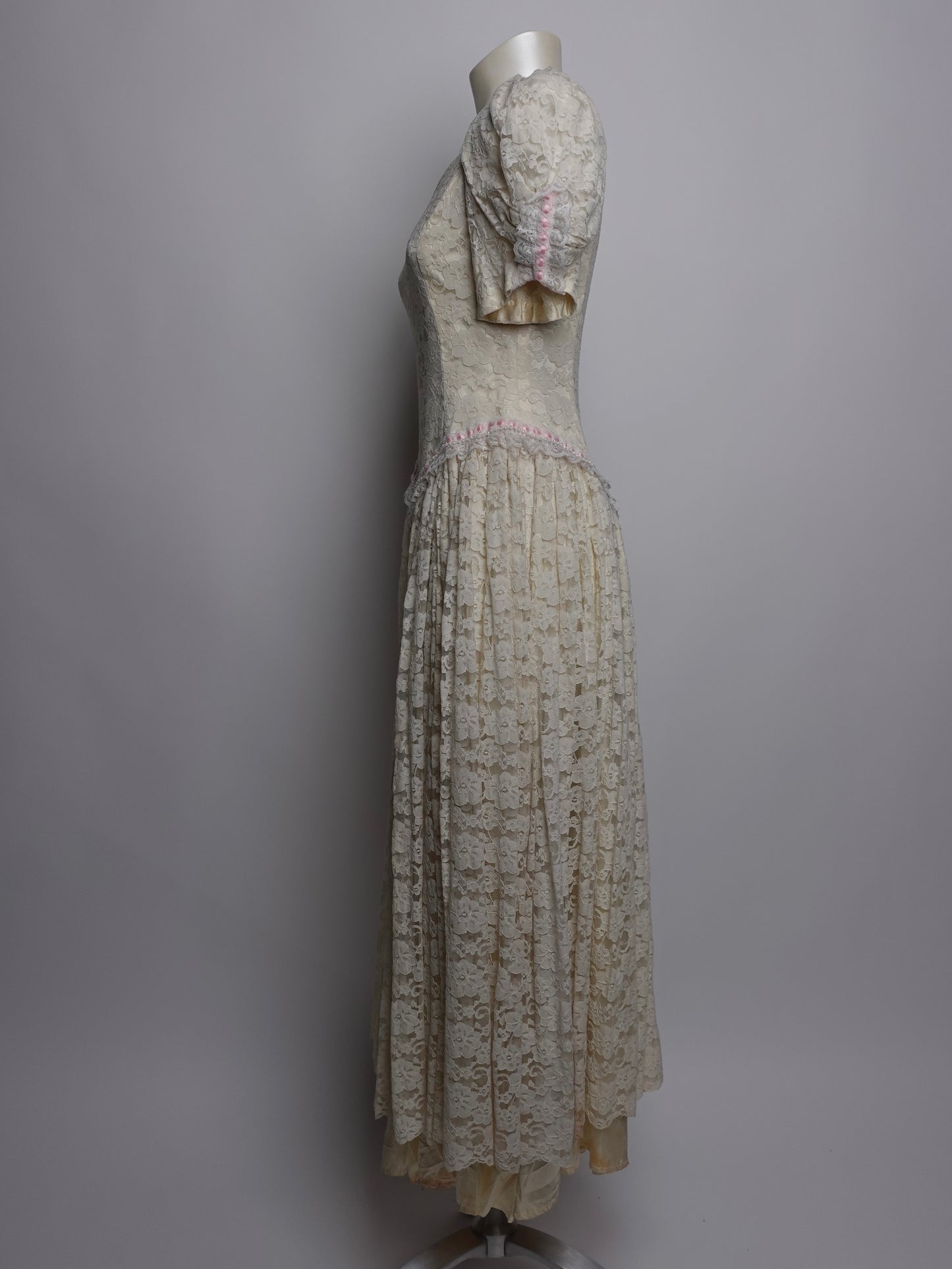 1940S - GUNNE SAX STYLE FRENCH LACE MAXI DRESS