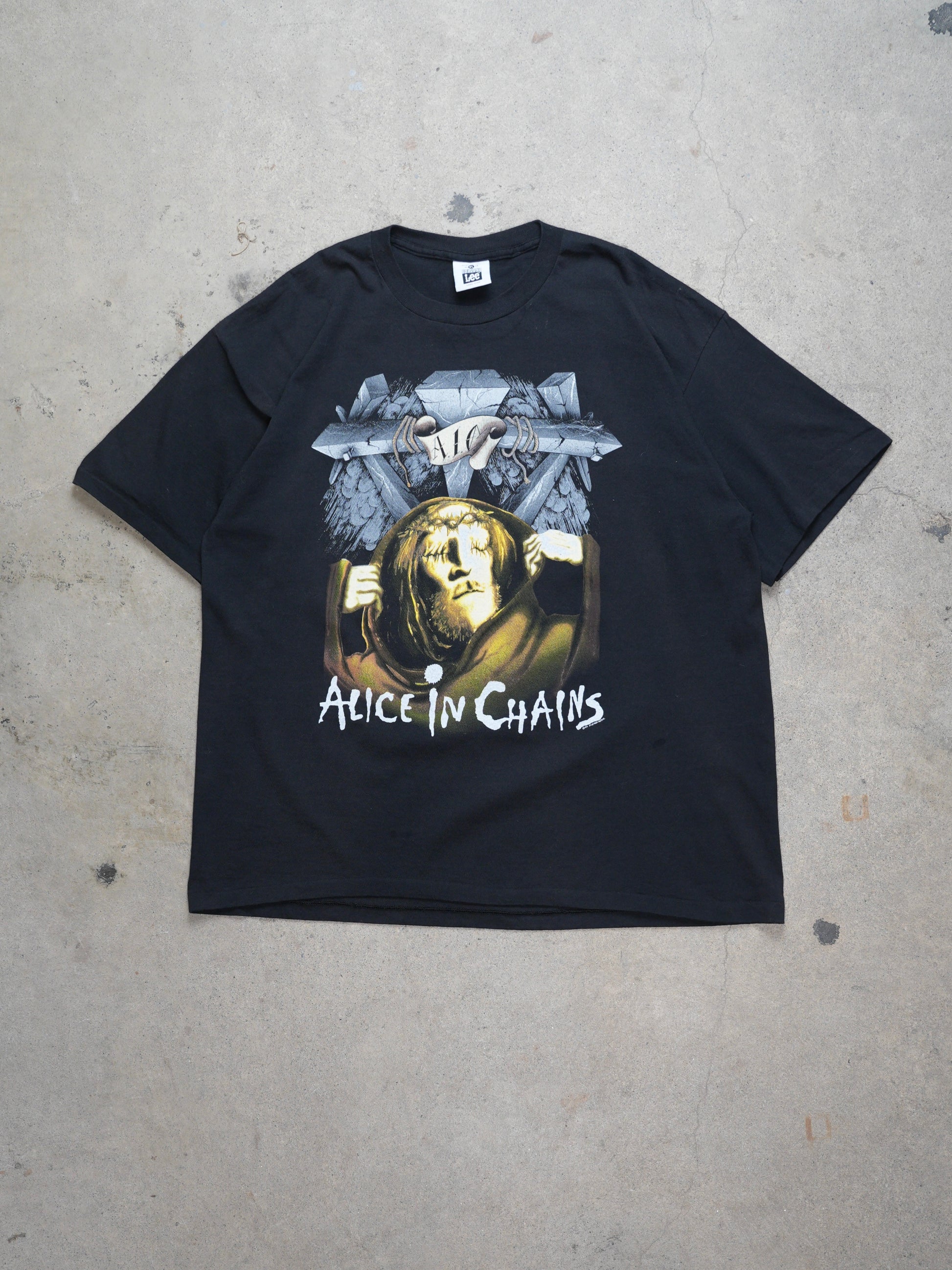  Alice in Chains Graphic T-Shirt (XL)