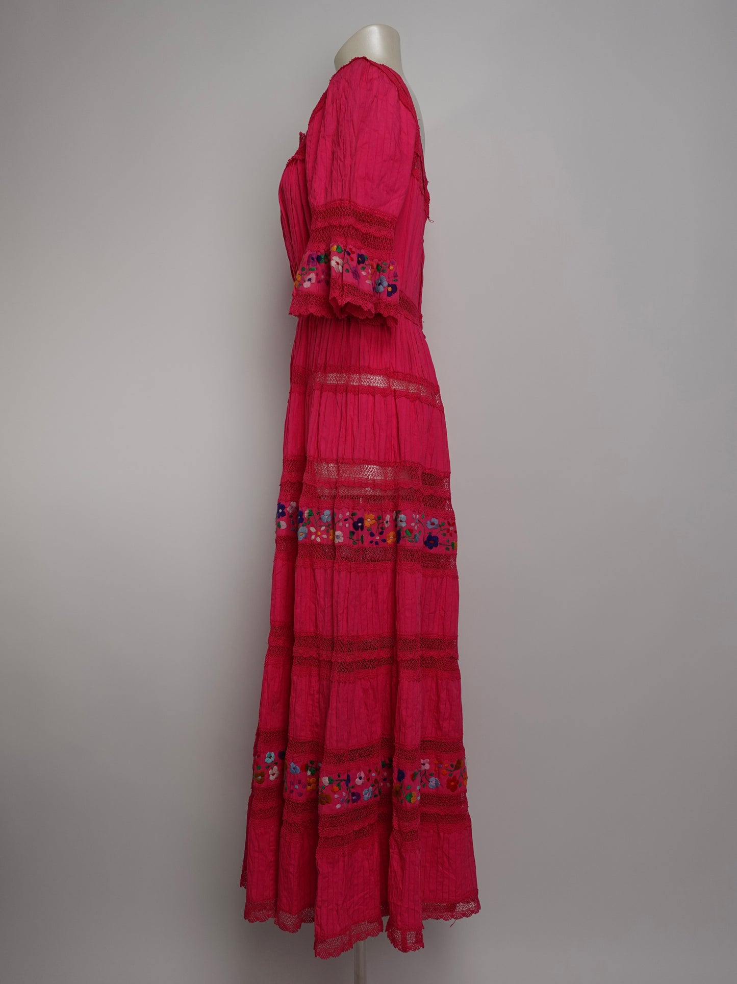 1960S/70S - PINK MEXICAN WEDDING DRESS