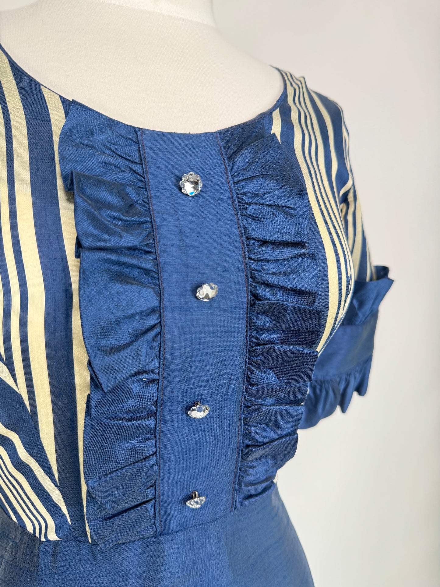 1960S - ST. ANDRE STRIPED BLUE DRESS