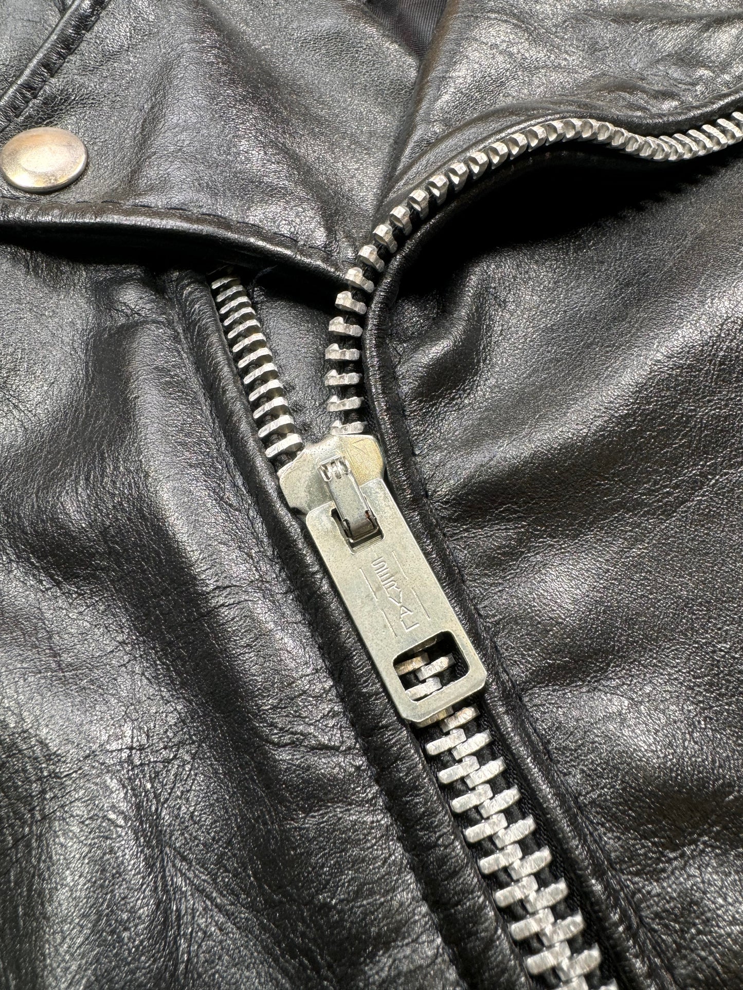 1980S - EXCELLED "PERFECTO" LEATHER BIKER JACKET