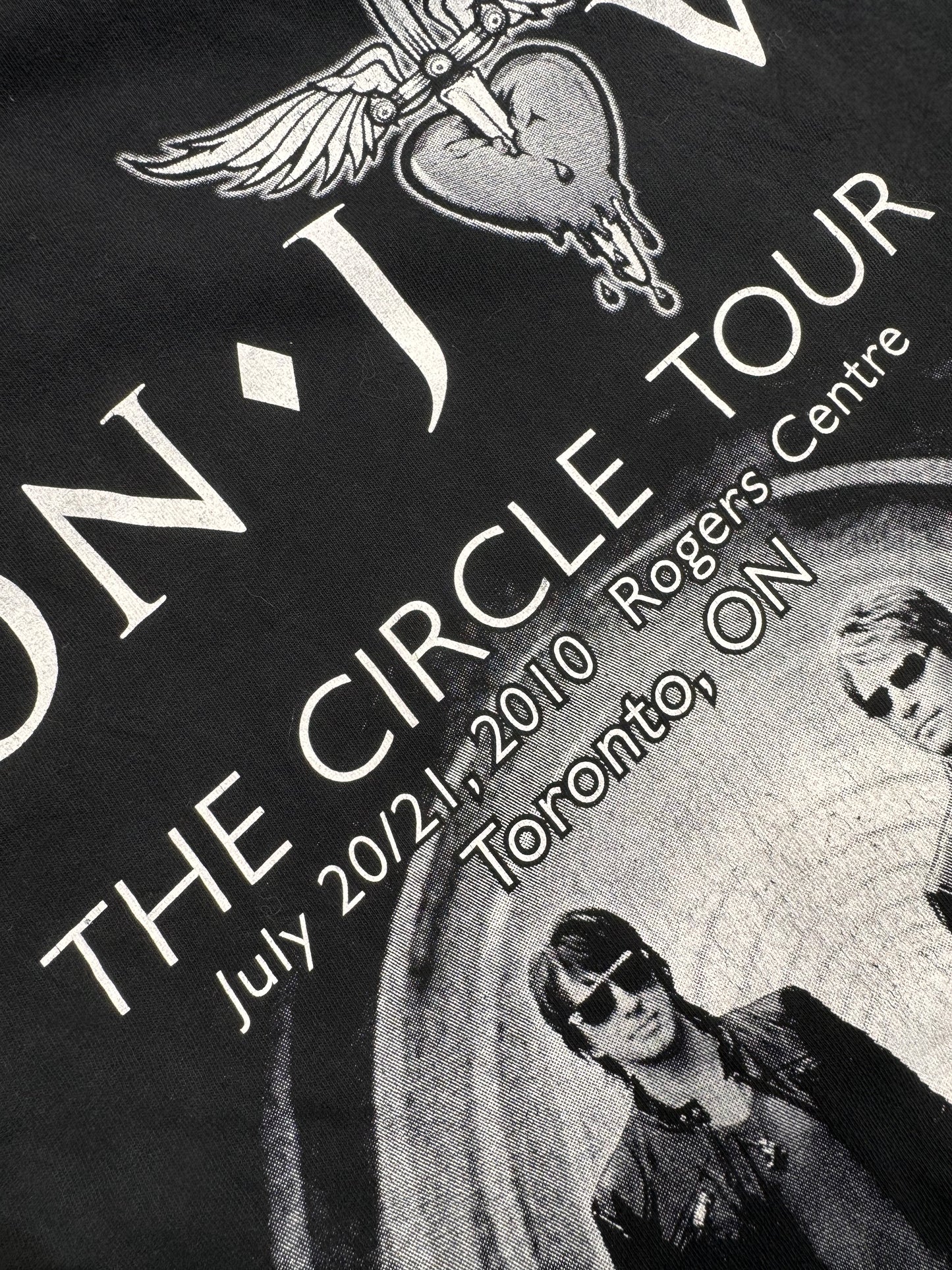 2010 - BON JOVI "THE CIRCLE TOUR" TORONTO T-SHIRT