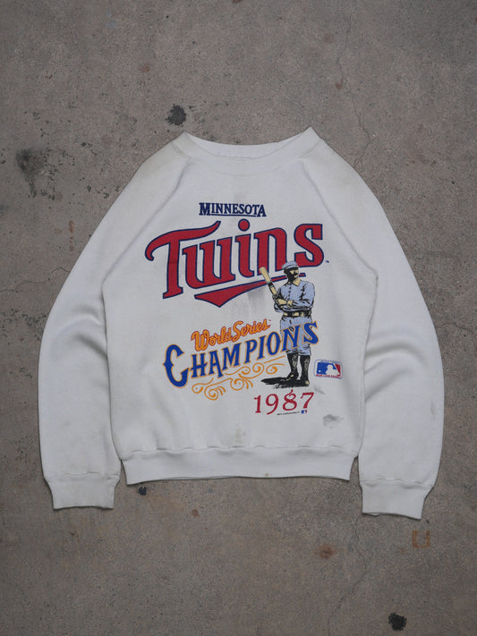 1987 - "MINNESOTA TWINS WORLD SERIES CHAMPS" RAGLAN SLEEVE CREWNECK SWEATSHIRT