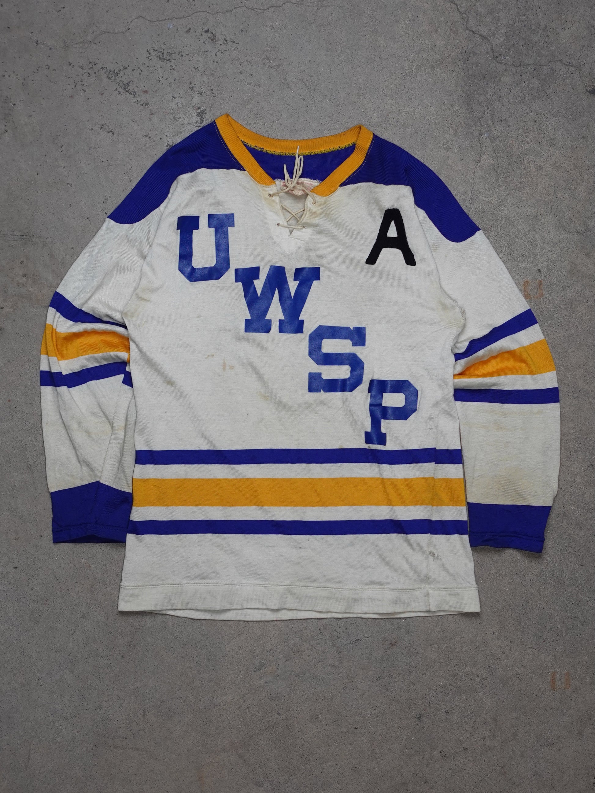  UWSP Hockey Jersey Style Shirt (L)